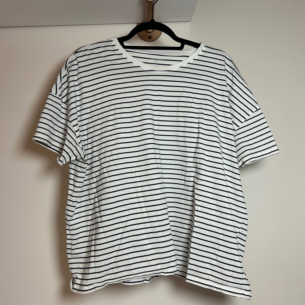 Cozy Earth Womens 2XL White Black Striped 100% Cotton Relaxed T-Shirt CEW0117